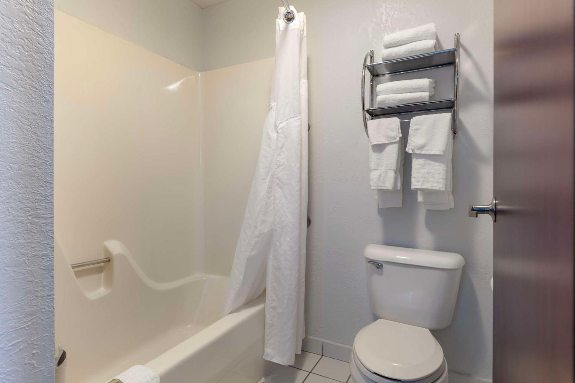 Best Western Sycamore Inn エクステリア 写真